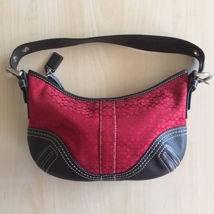Coach Red Shoulder Bag Signature C’s